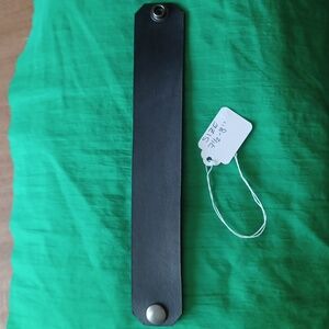 Handmade leather bracelet